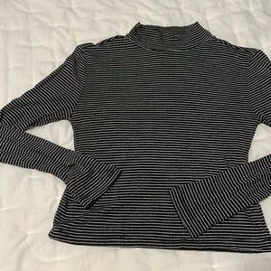 Cute striped mock neck long sleeve top
